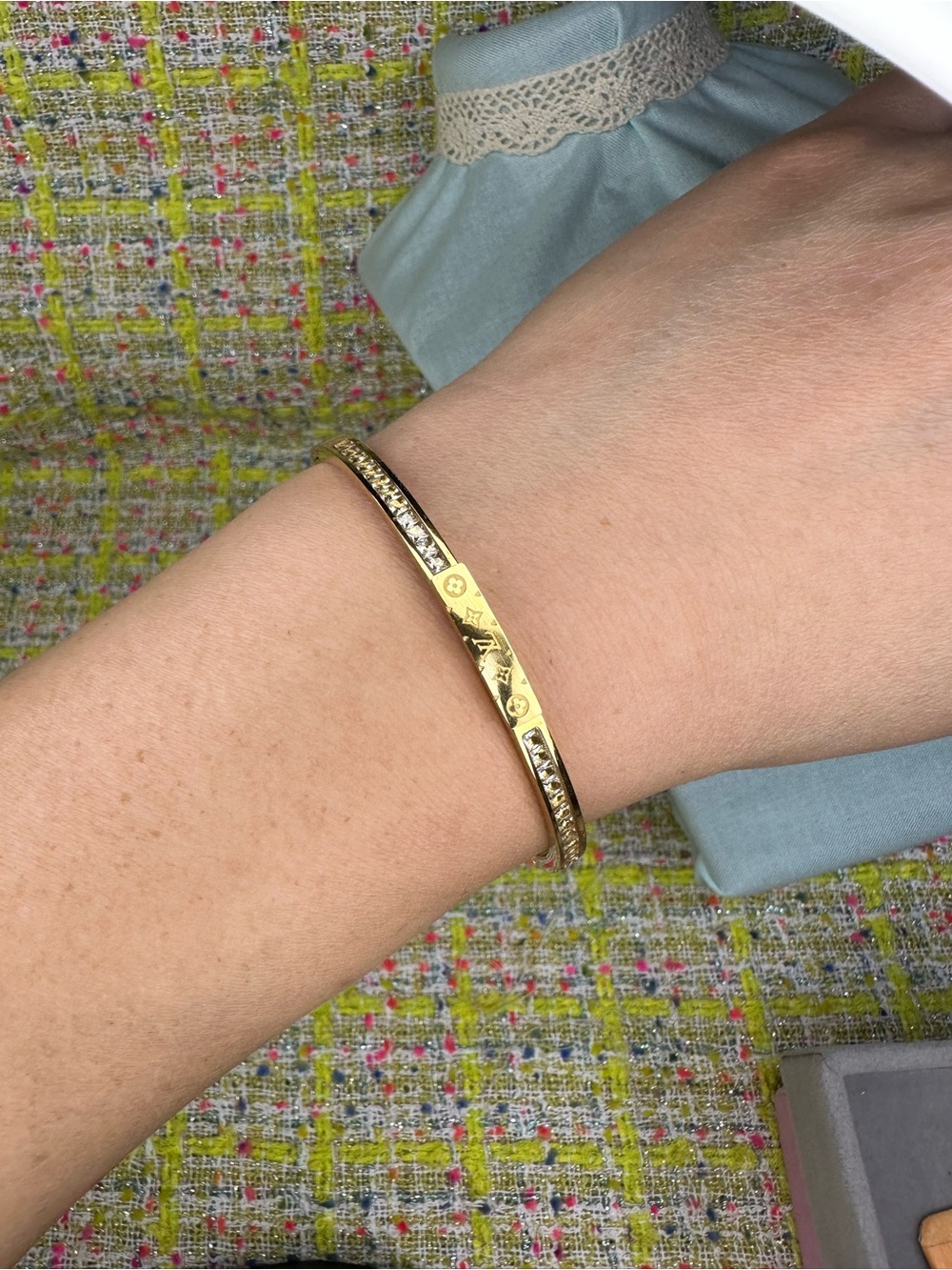 AA great Gold-Tone Designer Logo Cuff Bracelet